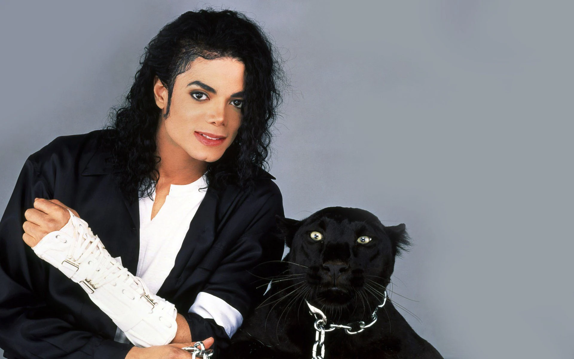 Fotot nudo të Michael Jackson mund të bëhen publike