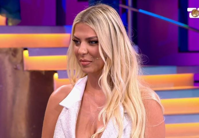 Pak ditë më parë në media qarkulluan lajme që ngrinin dyshime se Rike Roçi ishte në pritje të ëmbël.